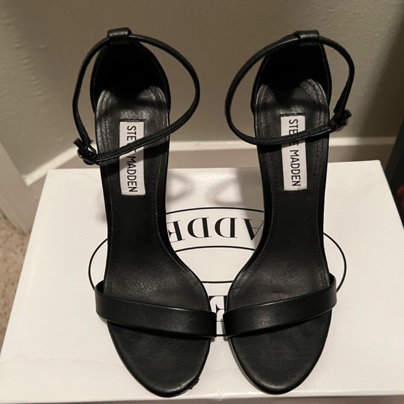 Steve Madden Heels - Picture 2 of 5
